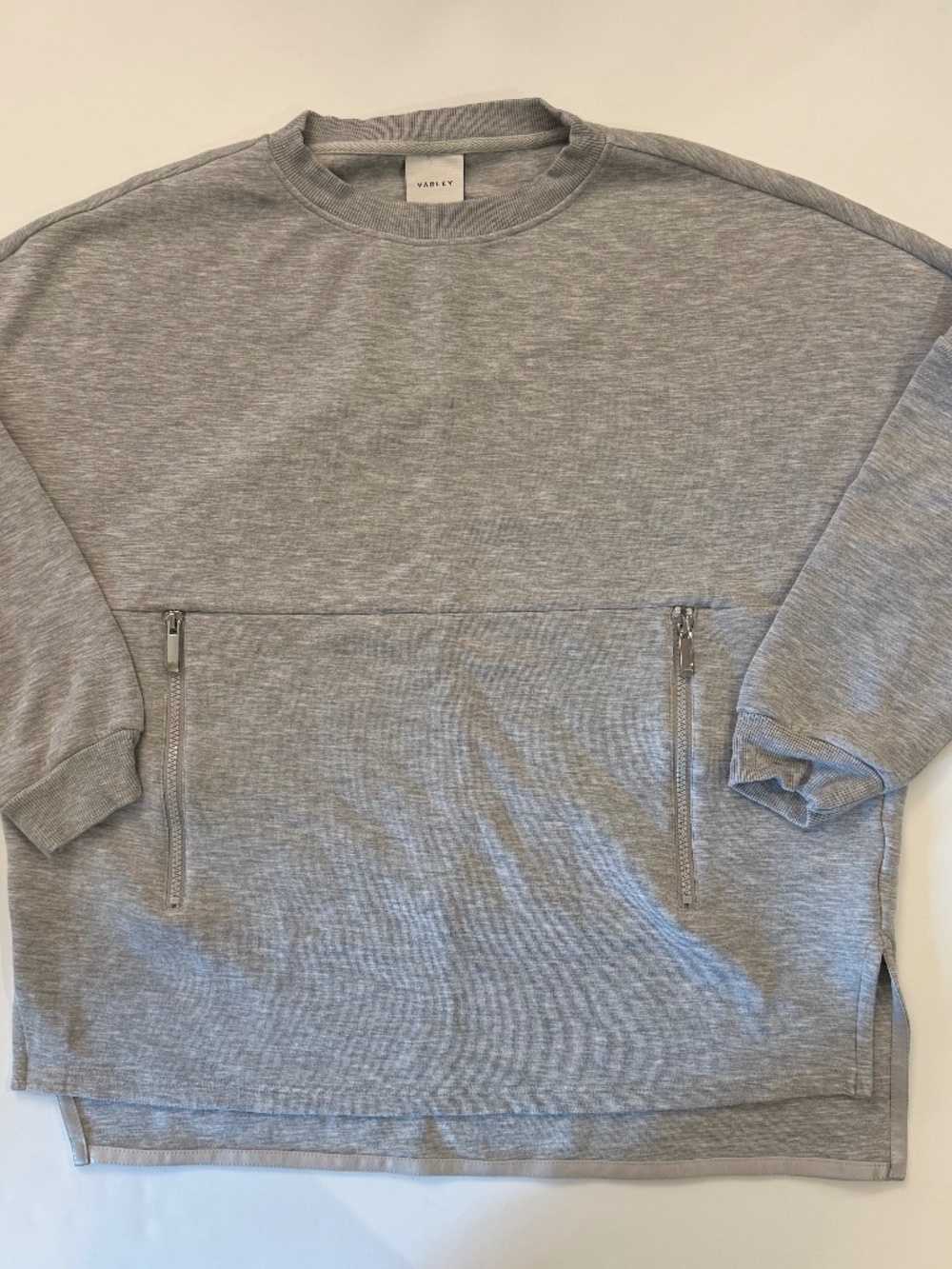VARLEY Bayliss Heathered Grey Zip Pocket Sweatshirt. Size M